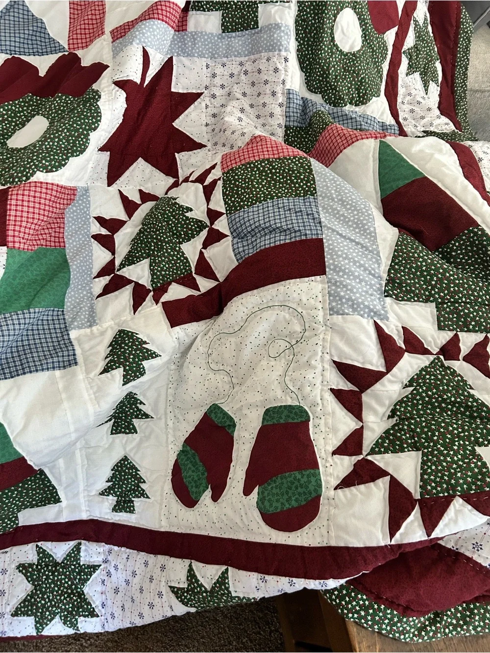 Quilt, Christmas Queen Snowman Patchwork Quilt With 2 Pillow Shams Vtg